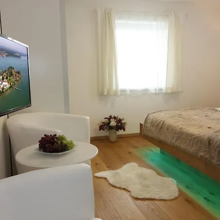 Haus Chiemsee-blick غشتات أم كيمزي