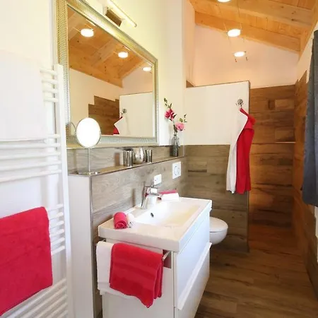 شقة Haus Chiemsee-blick *